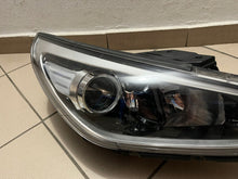 Load image into Gallery viewer, Frontscheinwerfer Hyundai I30 III LED Rechts Scheinwerfer Headlight