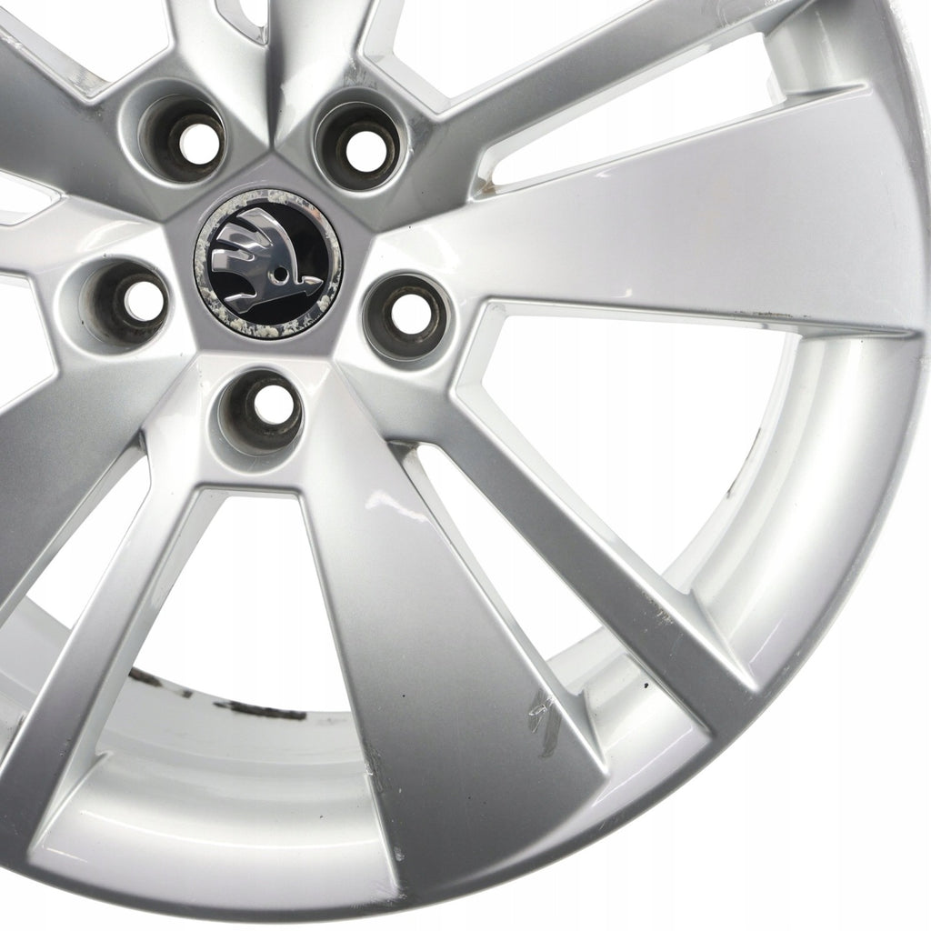 1x Alufelge 18 Zoll 8.0" 5x112 44ET Glanz Silber 3V0601025 Skoda Superb FEL8978621757jz