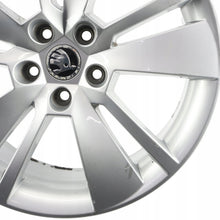 Load image into Gallery viewer, 1x Alufelge 18 Zoll 8.0" 5x112 44ET Glanz Silber 3V0601025 Skoda Superb FEL8978621757jz