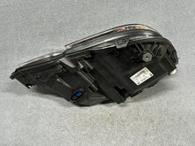 Laden Sie das Bild in den Galerie-Viewer, Frontscheinwerfer Mercedes-Benz W212 A2128200939-E Xenon Links Headlight SCH8075133114fg