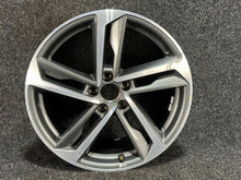 Load image into Gallery viewer, 1x Alufelge 17 Zoll 82A601025K Audi A1 Rim Wheel FEL5754106501it