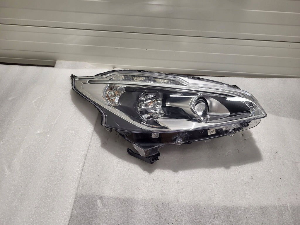 Frontscheinwerfer Peugeot 208 90068513 Rechts Scheinwerfer Headlight SCH9842316073xu