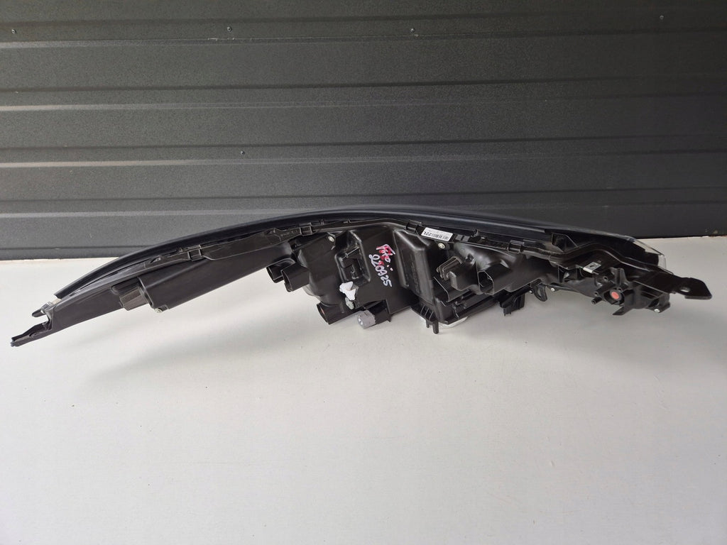 Frontscheinwerfer Toyota 81150-YP280 LED Links Scheinwerfer Headlight