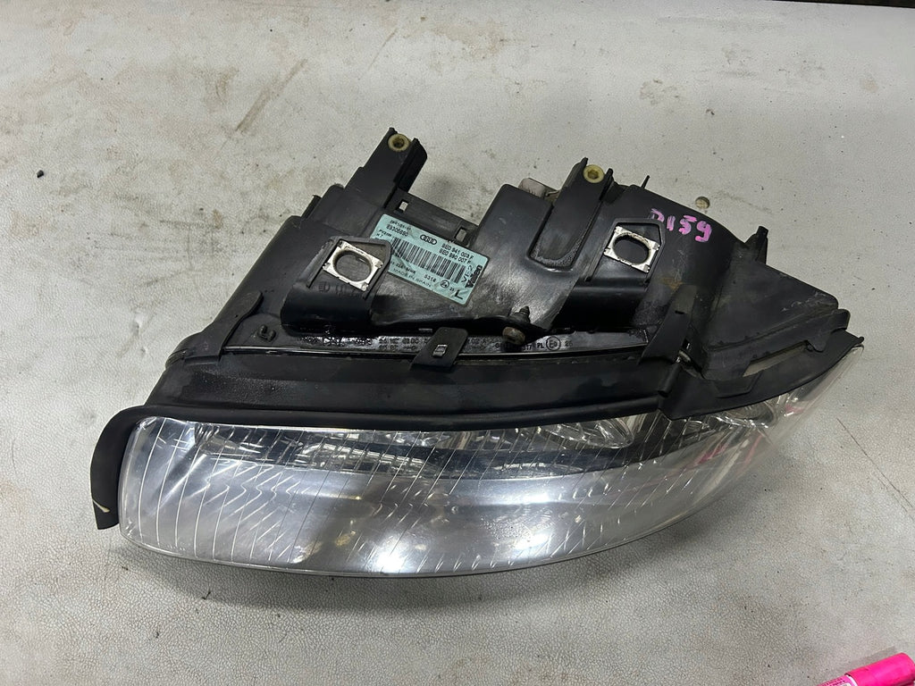 Frontscheinwerfer Audi A4 B6 8E0941003F Links Scheinwerfer Headlight