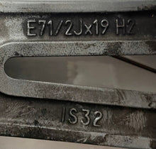 Load image into Gallery viewer, 1x Alufelge 19 Zoll 7.5" 5x112 32ET Glanz Grau 6877331 BMW G02 Mg Rim Wheel FEL2220443925ve
