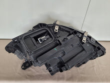 Laden Sie das Bild in den Galerie-Viewer, Frontscheinwerfer Mercedes-Benz W246 A2479067001 Rechts Scheinwerfer Headlight SCH7675997497uc