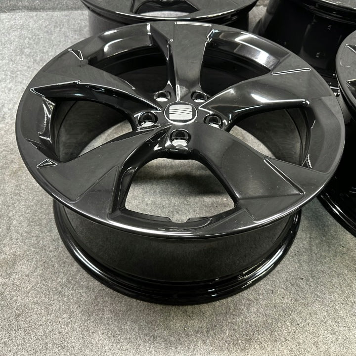 4x Alufelge 18 Zoll 7.5" 5x112 46ET Glanz Schwarz 5FA601025B Seat Leon Rim Wheel FEL4205853868cn