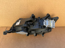 Laden Sie das Bild in den Galerie-Viewer, Frontscheinwerfer VW T7 7T1941082C LED Rechts Scheinwerfer Headlight SCH6920478531bk