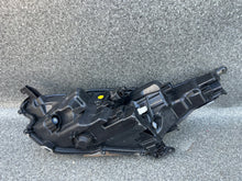 Laden Sie das Bild in den Galerie-Viewer, Frontscheinwerfer Toyota Yaris LED Rechts Scheinwerfer Headlight SCH1431600287wi