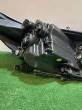 Laden Sie das Bild in den Galerie-Viewer, Frontscheinwerfer Toyota Yaris 0444636 Links Scheinwerfer Headlight SCH5000342060qg