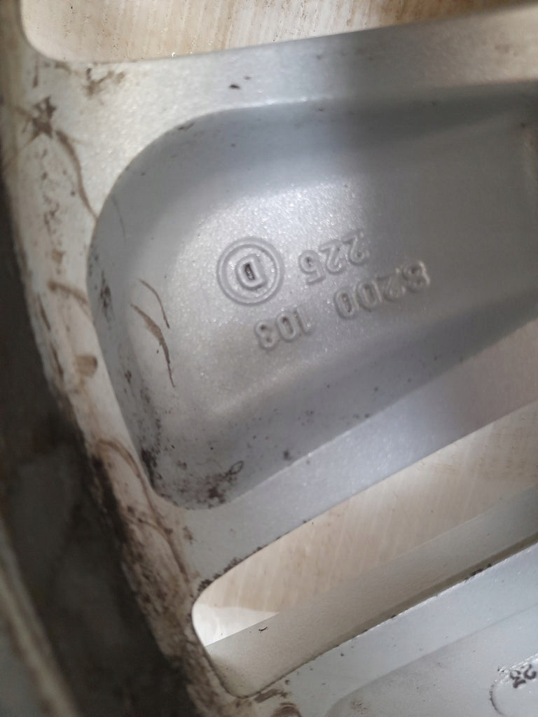 1x Alufelge 18 Zoll 7.5" 5x108 8200108225 Renault Rim Wheel