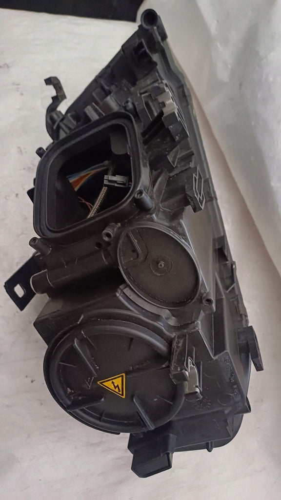 Frontscheinwerfer Audi A4 8K0941003P LED Ein Stück (Rechts oder Links) Headlight SCH6761419415oo