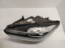 Laden Sie das Bild in den Galerie-Viewer, Frontscheinwerfer Mercedes-Benz W247 A2479060904 Full LED Rechts oder Links SCH3328528312cy