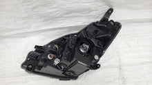 Load image into Gallery viewer, Frontscheinwerfer Toyota Yaris Rechts Scheinwerfer Headlight