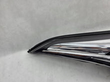 Laden Sie das Bild in den Galerie-Viewer, Frontscheinwerfer Toyota Chr C-Hr 81110-F4180-00 Full LED Rechts Headlight SCH4982507222dl
