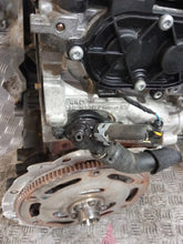 Laden Sie das Bild in den Galerie-Viewer, Motor Audi A4 B9 DET 2.0 TDI 100TKm 2019 Diesel Engine Unkomplett