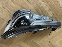 Load image into Gallery viewer, Frontscheinwerfer Toyota Corolla 81150-02S70 Full LED Rechts oder Links