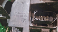 Laden Sie das Bild in den Galerie-Viewer, Frontscheinwerfer Mercedes-Benz W204 LE09A6219 Rechts Scheinwerfer Headlight SCH9686034756gn