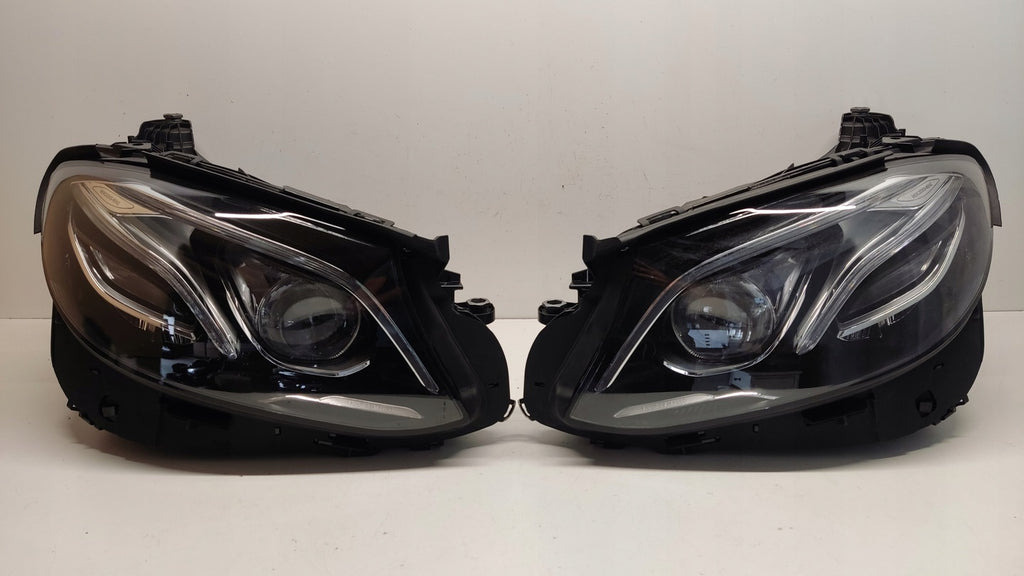 Frontscheinwerfer Mercedes-Benz A2139067606 A2139067506 LED Rechts oder Links