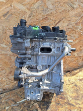 Laden Sie das Bild in den Galerie-Viewer, Motor Toyota Yaris VAV5449 1.0 VVTI Benzin Engine Unkomplett MOT7087633631ue