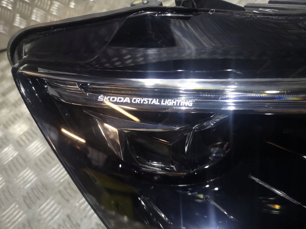 Frontscheinwerfer Seat Scala Full LED Rechts Scheinwerfer Headlight