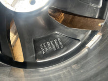 Laden Sie das Bild in den Galerie-Viewer, 1x Alufelge 19 Zoll 7.5" 5x112 45ET Glanz VW Id.4 Rim Wheel FEL8259562365fm