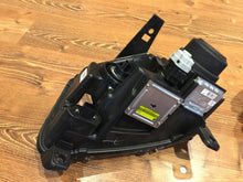 Laden Sie das Bild in den Galerie-Viewer, Frontscheinwerfer Jeep Grand Cherokee Wk2 55079408AJ Rechts Headlight SCH8168534760te