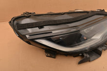 Laden Sie das Bild in den Galerie-Viewer, Frontscheinwerfer Tesla 3 1760889-00-F PMI150921 LED Rechts Headlight SCH8226361943zc