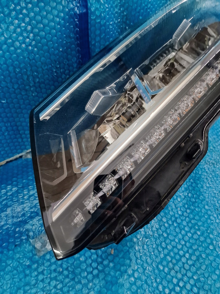 Frontscheinwerfer VW Tiguan 5NB941035B Links Scheinwerfer Headlight