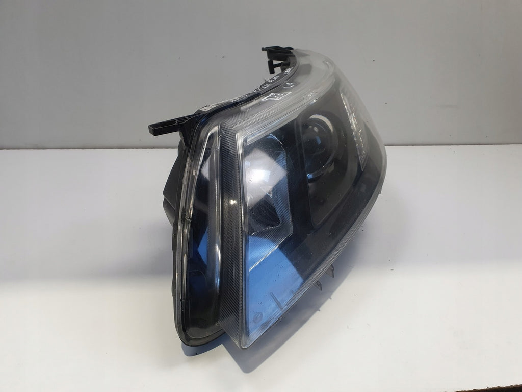 Frontscheinwerfer Saab 93 9-3 1EL010317-05 Xenon Ein Stück (Rechts oder Links)