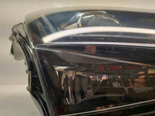 Laden Sie das Bild in den Galerie-Viewer, Frontscheinwerfer Skoda Superb III 3V1941016E Full LED Rechts Headlight