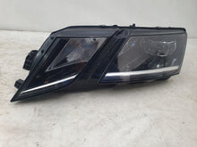 Laden Sie das Bild in den Galerie-Viewer, Frontscheinwerfer Skoda Octavia III 5E1941015F LED Links Scheinwerfer Headlight SCH5531704476tn