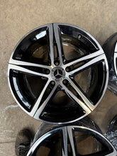Load image into Gallery viewer, 4x Alufelge 18 Zoll 7.5" 5x112 49ET Glanz Schwarz A1774010700 Mercedes-Benz FEL4034730344pq