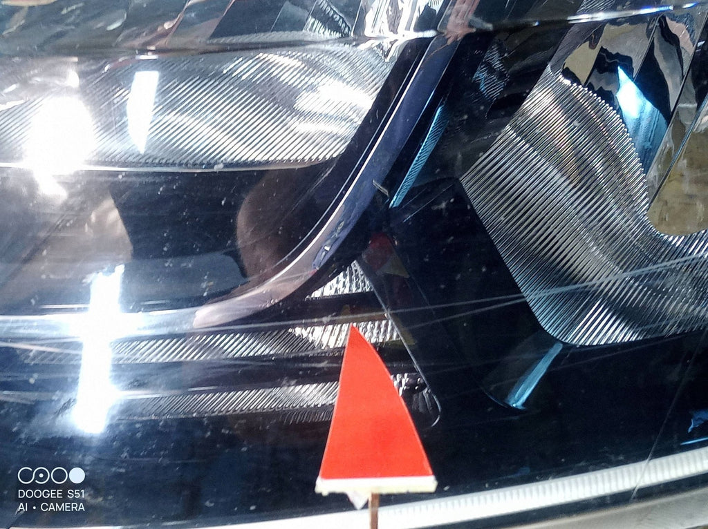 Frontscheinwerfer Dacia Duster 260609367R LED Ein Stück (Rechts oder Links)