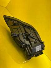 Laden Sie das Bild in den Galerie-Viewer, Frontscheinwerfer Porsche Panamera 970 97063105705 Xenon Links Headlight SCH8135891762yt