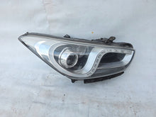 Laden Sie das Bild in den Galerie-Viewer, Frontscheinwerfer Hyundai I I40 LED Rechts Scheinwerfer Headlight