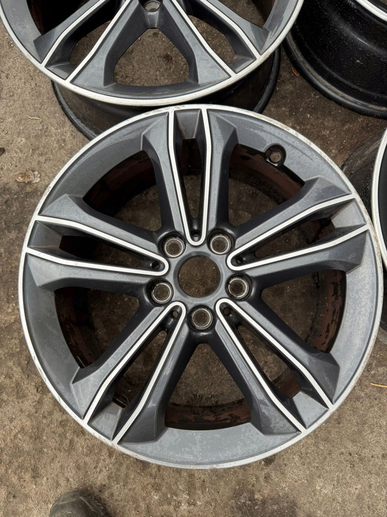 4x Alufelge 17 Zoll 5x120 6856087 BMW 1 F40 Rim Wheel FEL8311073775bx