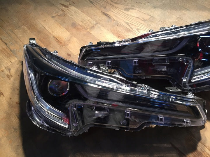 Frontscheinwerfer Toyota Corolla Rechts Scheinwerfer Headlight SCH9711339148fx