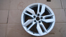 Load image into Gallery viewer, 1x Alufelge 18 Zoll 8.0" 5x112 39ET Glanz Silber 80A601025B Audi Rim Wheel FEL1722117464dl