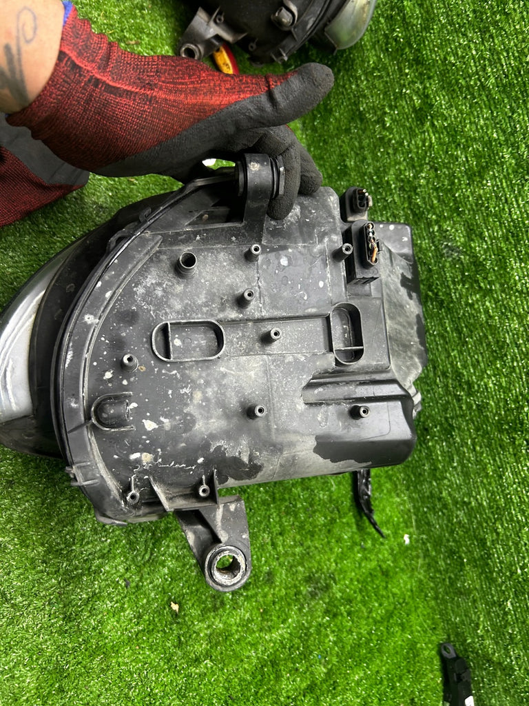 Frontscheinwerfer Mercedes-Benz W251 A2518200161 Links Scheinwerfer Headlight SCH1435746245ac