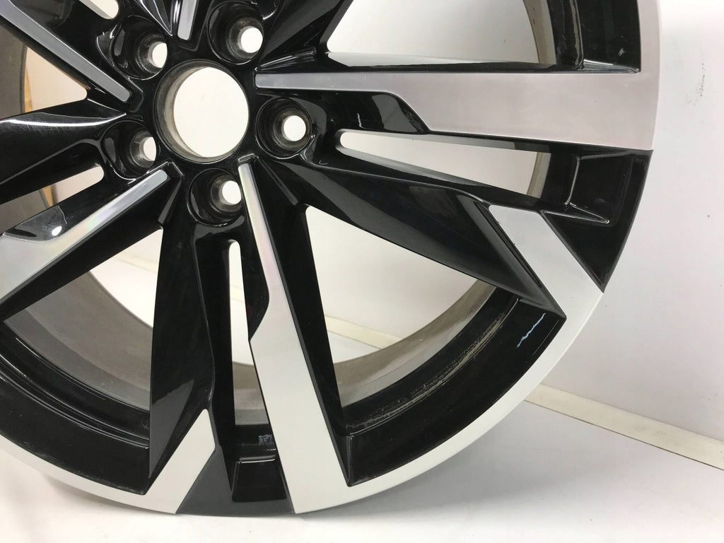 1x Alufelge 18 Zoll 5x100 657601025AM Skoda Scala Rim Wheel FEL4718132037cs