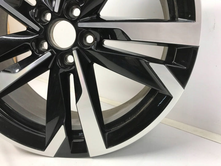 1x Alufelge 18 Zoll 5x100 657601025AM Skoda Scala Rim Wheel FEL4718132037cs