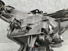 Laden Sie das Bild in den Galerie-Viewer, Frontscheinwerfer Toyota Prius LED Rechts Scheinwerfer Headlight SCH3324258341tc