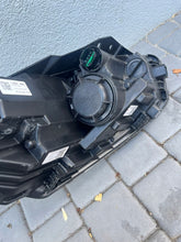 Laden Sie das Bild in den Galerie-Viewer, Frontscheinwerfer Kia Ceed J792111010 92101-J7100 LED Links Headlight