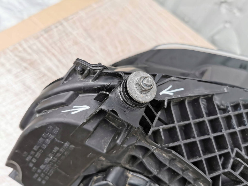 Frontscheinwerfer Porsche Taycan 9J1941032E Rechts Scheinwerfer Headlight SCH7808796803vg