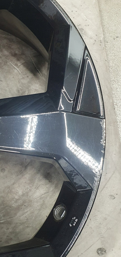 1x Alufelge 19 Zoll 7.0" 5x114.3 35ET 6PA3B-SP63 Nissan X-Trail I Rim Wheel FEL9701050546hx