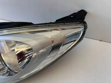 Load image into Gallery viewer, Frontscheinwerfer Hyundai I10 92101-0X1 Links Scheinwerfer Headlight