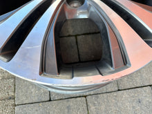 Laden Sie das Bild in den Galerie-Viewer, 1x Alufelge 16 Zoll 6.0" 5x114.3 51ET Glanz Silber 52910-1P650 Kia Ceed Mg FEL5402278392bq
