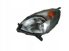Laden Sie das Bild in den Galerie-Viewer, Frontscheinwerfer Toyota Yaris Verso Ein Stück (Rechts oder Links) Headlight