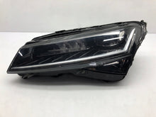 Laden Sie das Bild in den Galerie-Viewer, Frontscheinwerfer Skoda Superb III 3V1941015D LED Links Scheinwerfer Headlight